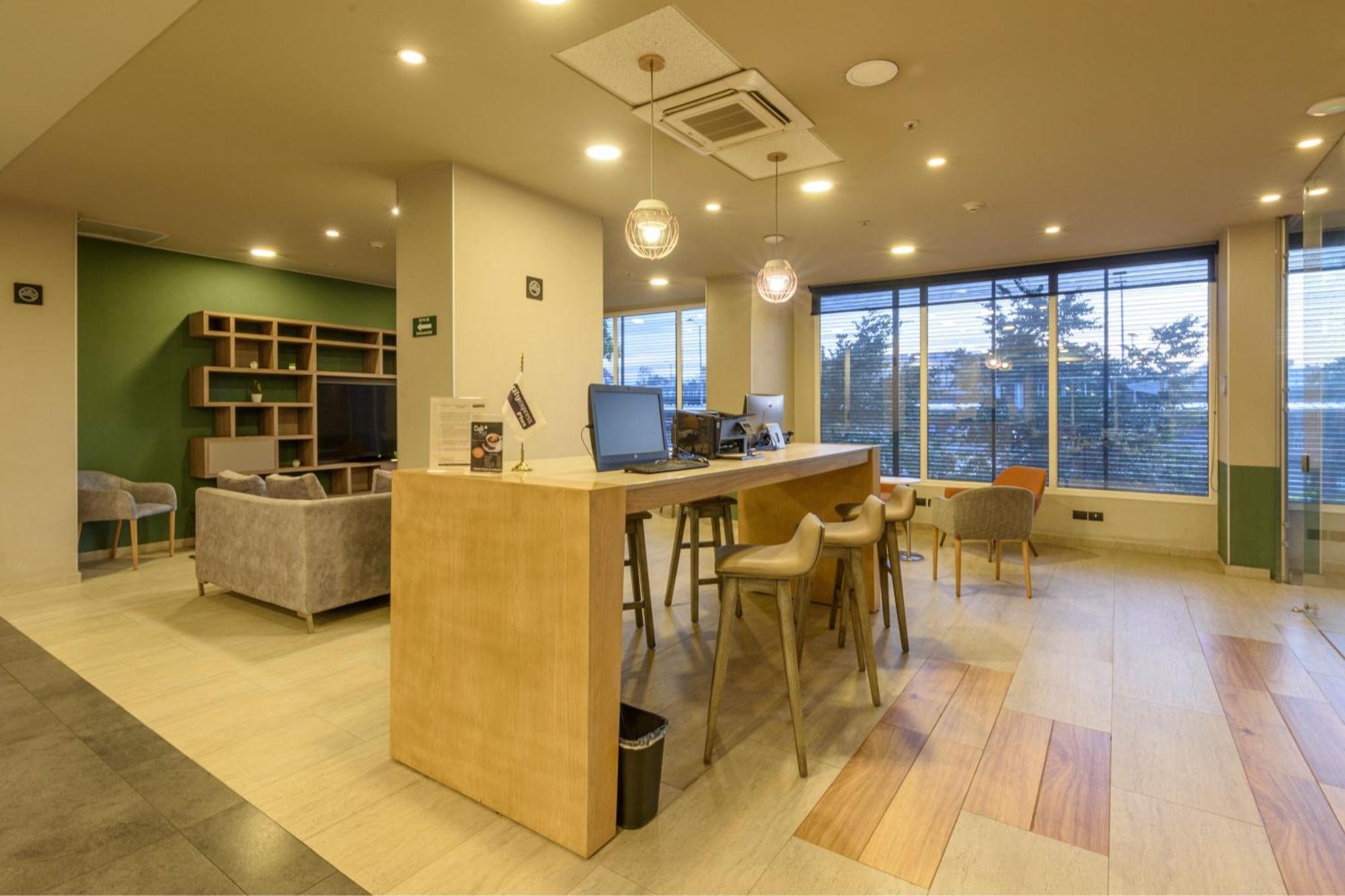 City Express Plus By Marriott Bogota Aeropuerto Exterior foto