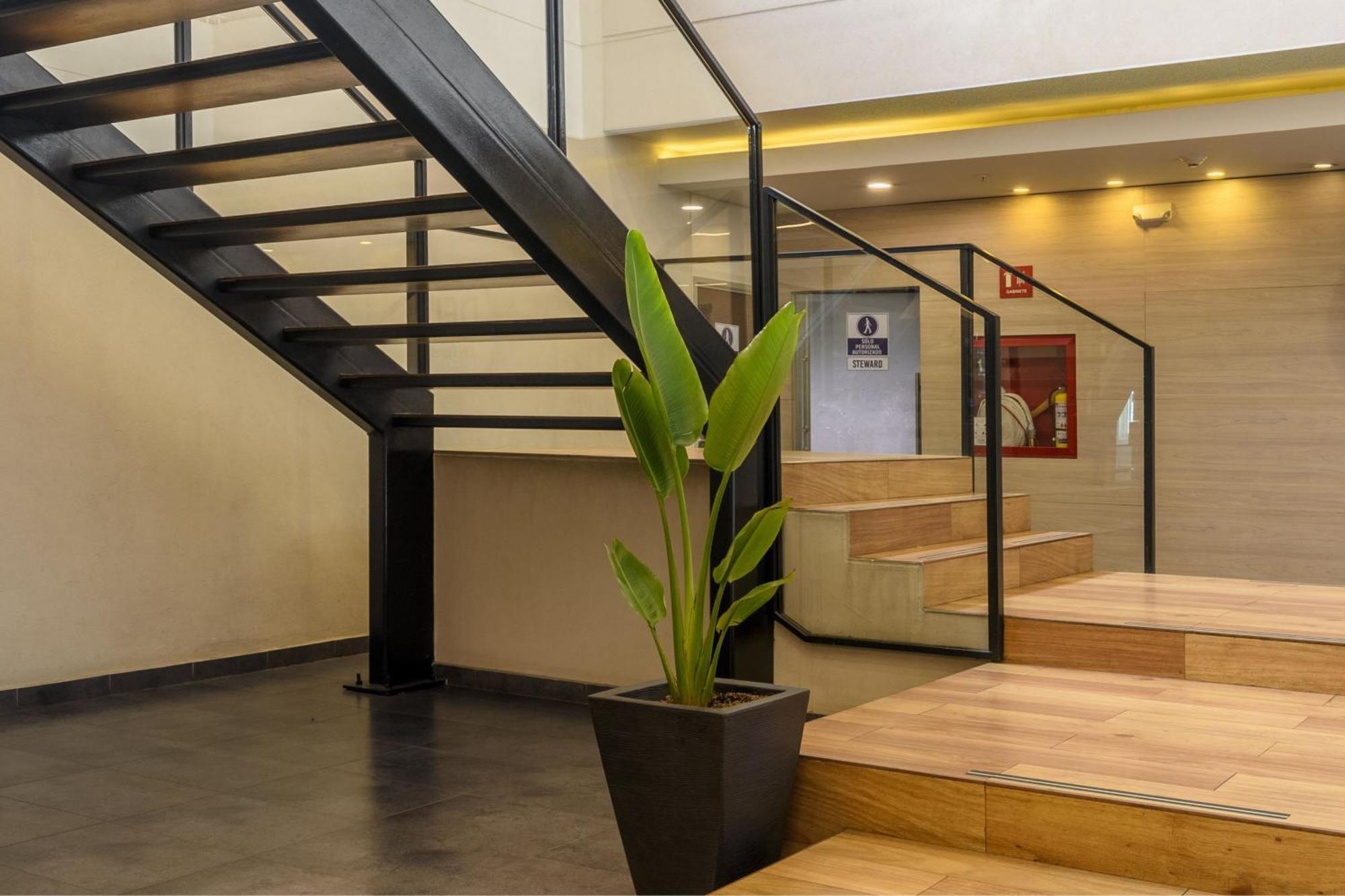 City Express Plus By Marriott Bogota Aeropuerto Exterior foto